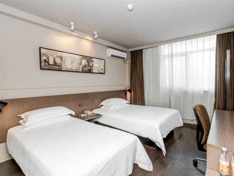 Jinjiang Inn Select Qingdao Henan Road Railway Station ภายนอก รูปภาพ